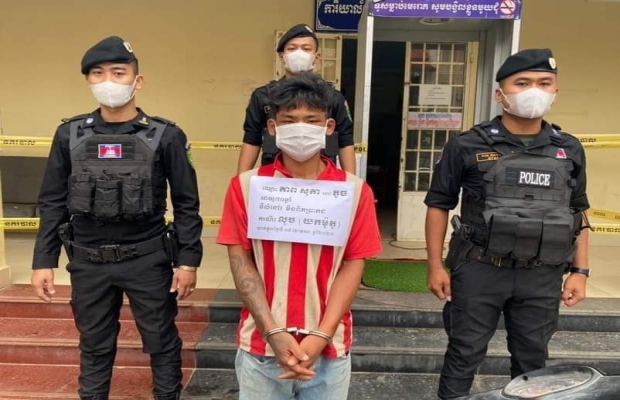 មុខសញ្ញាចោរលួចម៉ូតូម្នាក់ត្រូវឃាត់​ខ្លួនបន្ទាប់ពីបានធ្វេីសកម្មភាពលួចបានសម្រេច...