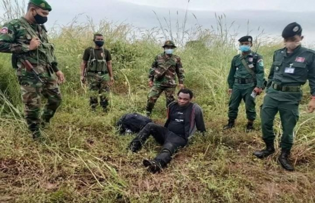 ឃាត់ខ្លួនជនជាតិ UGANDAN ​(យូហ្គានដាន)ម្នាក់  លួចឆ្លងដែនពីថៃ ចូលមកកម្ពុជា  នៅប៉ោយប៉ែត