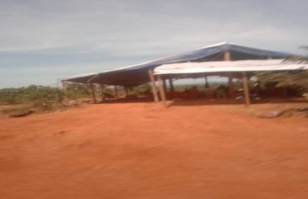 ទីតាំងល្បែងសុីសងបញ្ជល់មាន់ប៊ៀរ អាប៉ោង មួយកន្លែងនៅក្នុងស្រុកអន្លង់វែងលោកអធិការស្រុកកំពុងរក្សាភាពស្ងៀមស្ងាត់...!