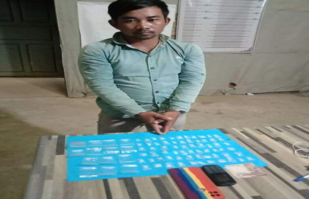 មុខសញ្ញាប្រើប្រាស់រក្សាទុក និងជួញដូរថ្នាំញៀនម្នាក់ ត្រូវបាននគរបាលស្រុកវាលវែង ត្រូវបានសមត្ថកិច្ចចាប់ខ្លួនចាប់ខ្លួន។