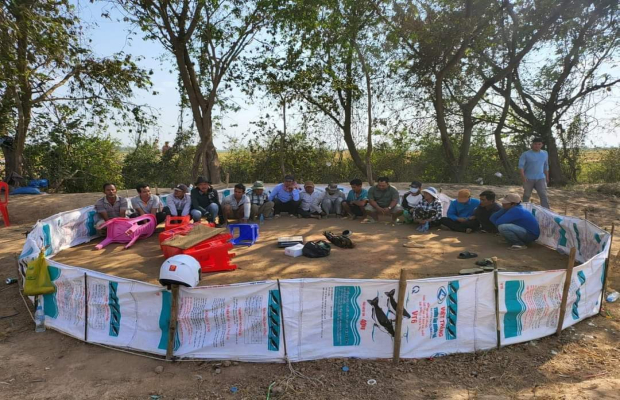 សមត្ថកិច្ចចុះបង្រាបទីតាំងសង្វៀនជល់មាន់មួយកន្លែងឃាត់ខ្លួនអ្នកញៀនល្បែង១៦នាក់ រួមនឹងវត្ថុតាងមួយចំនួននៅស្រុកស្រីសន្ធរ,,,