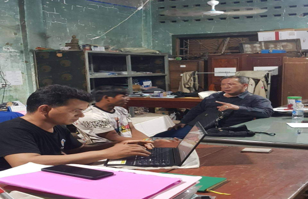 សមត្ថកិច្ចខេត្តបាត់ដំបង បានធ្វើការឃាត់ខ្លួនជនសង្ស័យចំនួន០៣នាក់ ក្នុងករណីប្រើអំពើហឹស្សាបង្ករឲ្យមនុស្សម្នាក់ស្លាប់នៅនិងកន្លែង...!