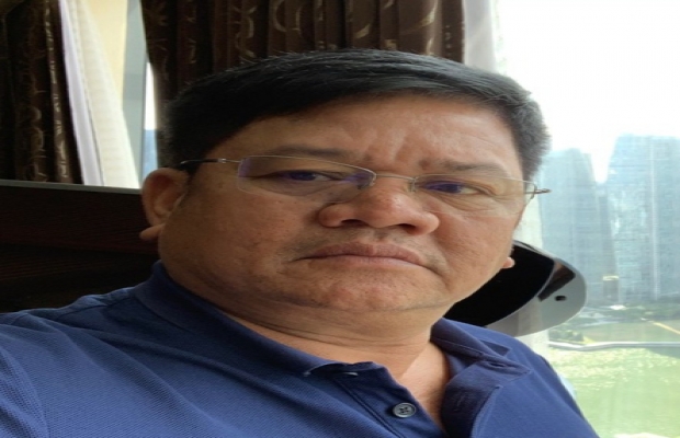 ពាក្យចាស់លោកពោលថាឆ្កែចេះតែព្រុសមនុស្សចេះតែដើរអាជ័យធ្លាក់ទឹកហៃអេីៗ ព័ត៌មានផ្សាយអីក៏ផ្សាយទៅ ពិតណាស់សង្វៀនជល់មាន់ ប៊ៀនឹងអាប៉ោងមួយកន្លែងកំពុងបើកលេងជារៀងរាល់ថ្ងៃតែសមត្ថកិច្ចសម្ងំធ្វើមិនដឹងមិនឮ.....