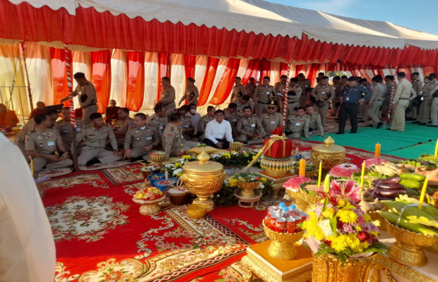 ពិធីបញ្ចុះបឋមសិលាក៍សាងអាគា អធិការដ្ឋាន នគបាលក្រុងរុនតាឯកតេជោសែន...!