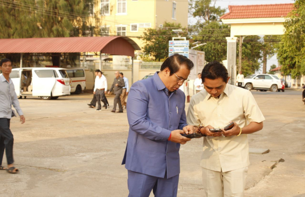 ពិធីសម្ពោធដាក់ឲ្យប្រើប្រាស់ជាផ្លូវការអគារផ្នែកជំងឺកុមារចំនួន១ខ្នង កម្ពស់០២ជាន់ នៃមន្ទីរពេទ្យបង្អែកខេត្តក្រចេះ..