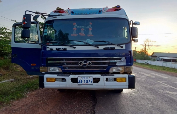 រថយន្តម៉ាកយីឌុបដឹកឈេីផ្ទះចាស់បង្កប់ឈេីថ្មីពុំមានសមត្ថកិច្ចជំនាញបង្រ្កាប